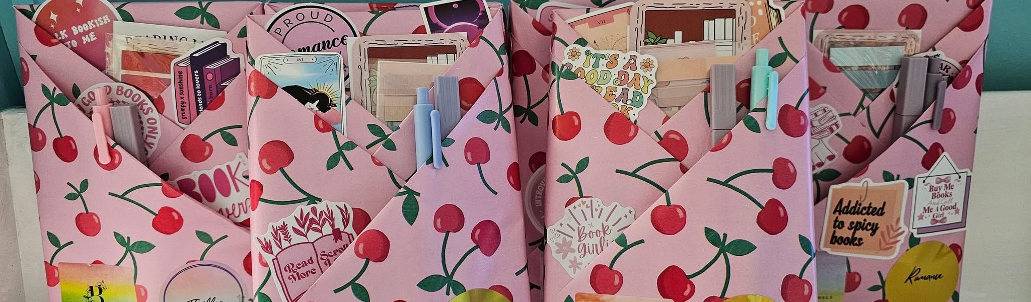 Besties Bookshelf Bookshop